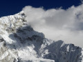 ترقق طبقة جليد جبل إفرست بمقدار مترين في السنة.
