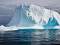تفاصيل نقل جبل جليدي من القطب الجنوبي إلى الامارات