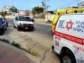 سقوط عامل  عن علو في اشدود مما ادى الى اصابته اصابة خطيرة