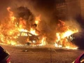 اخماد حريق شبّ في أربع سيارات بمنطقتين بشارع عوفاديا بمدينة حيفا